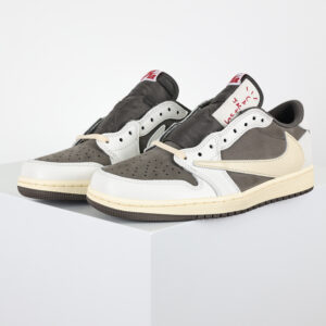 Air Jordan 1 Retro Low "Reverse Mocha" x Travis Scott