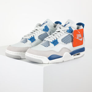 Air Jordan 4 Retro Military Blue