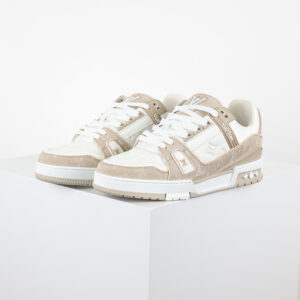 LV Trainer Beige
